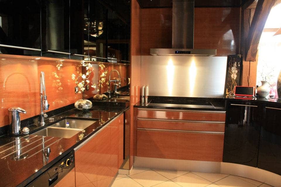 Cuisines — réalisation 3, Marbrerie Saint Christophe
